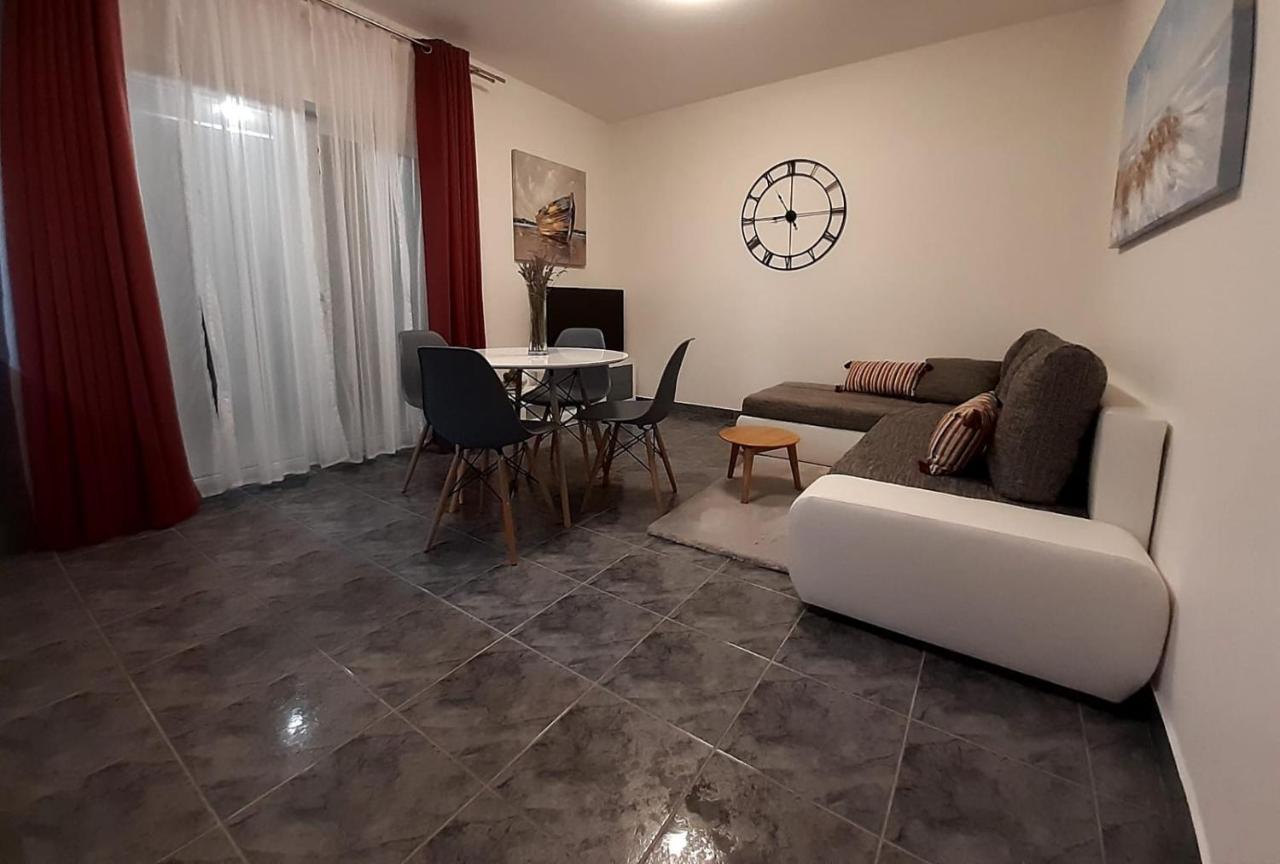 Solis Adriaticum Apartments Jasenice  Exterior photo