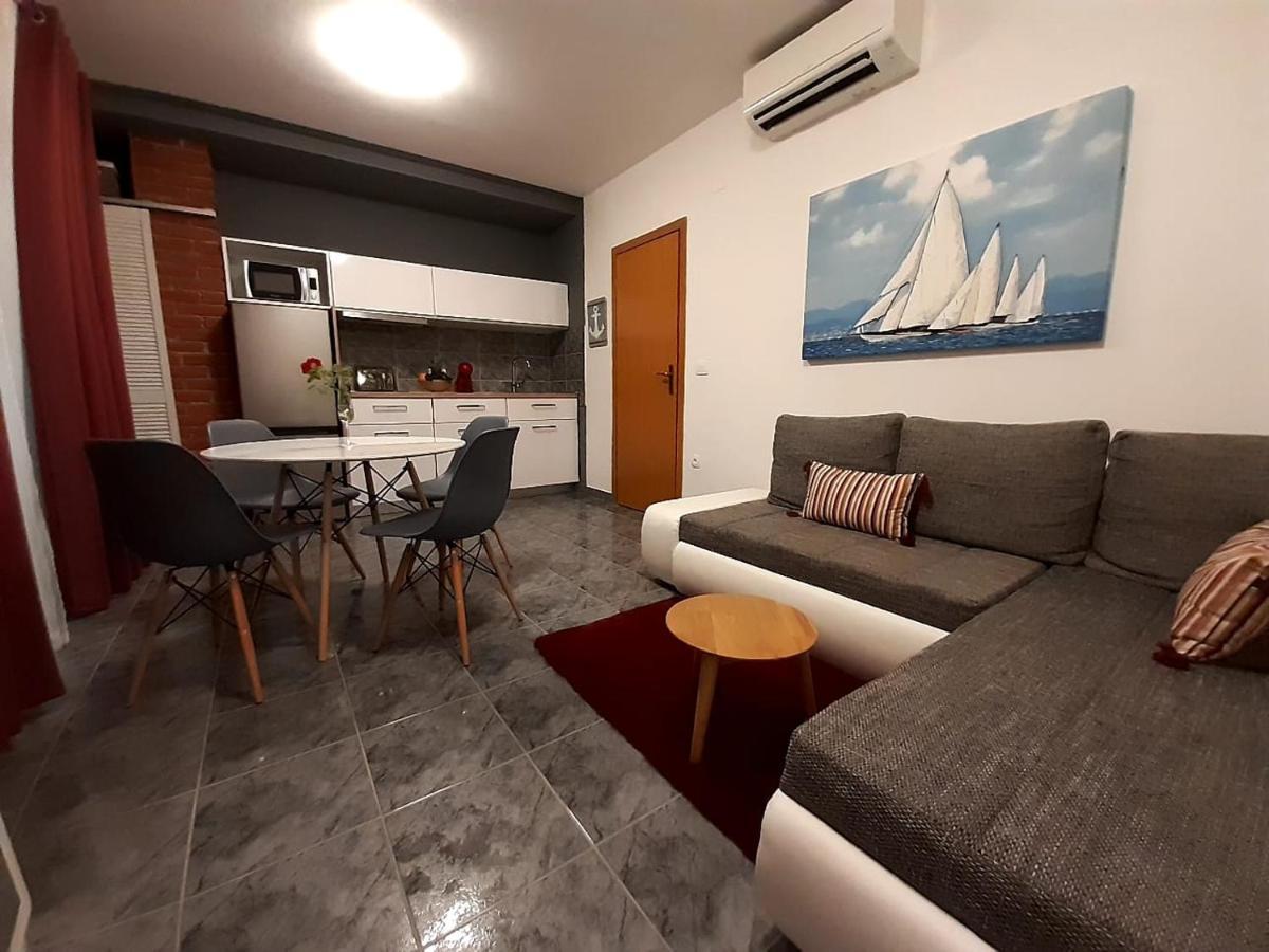 Solis Adriaticum Apartments Jasenice  Exterior photo